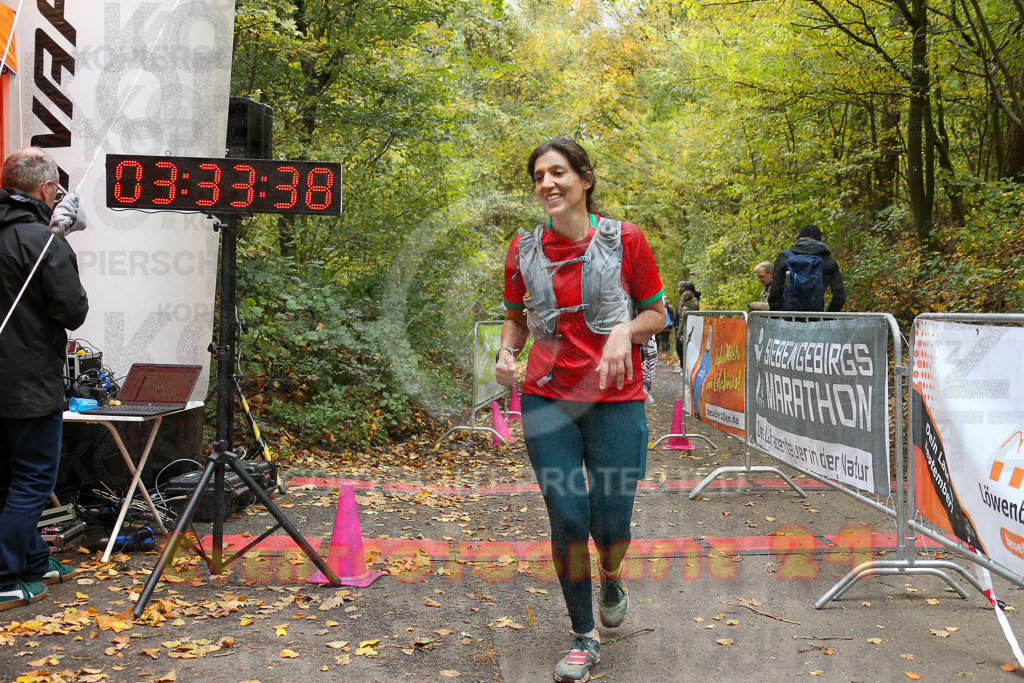 251026_1335_EX1_3696 | Sportfotografie im Rhein-Sieg Kreis, Köln, Bonn, NRW, Rheinland Pfalz, Hessen, etc. Unser Tätigkeitsfeld umfasst den Laufsport vom Volkslauf über den Marathon, Duathlon, Triathon bis zum Ultralauf wie Kölnpfad Ultra oder Schindertrail.