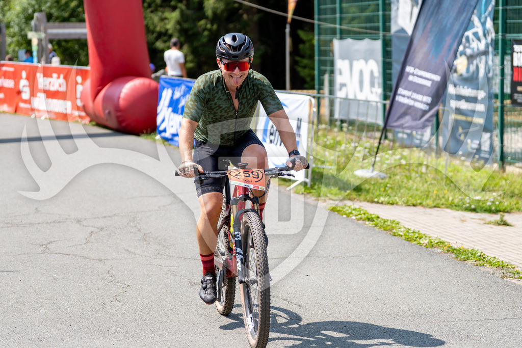 _DSC7982 | Fotogalerie der Treibjagd im Dunkelwald - Dein MTB Etappenrennen im Erzgebirge - Realisiert mit Pictrs.com