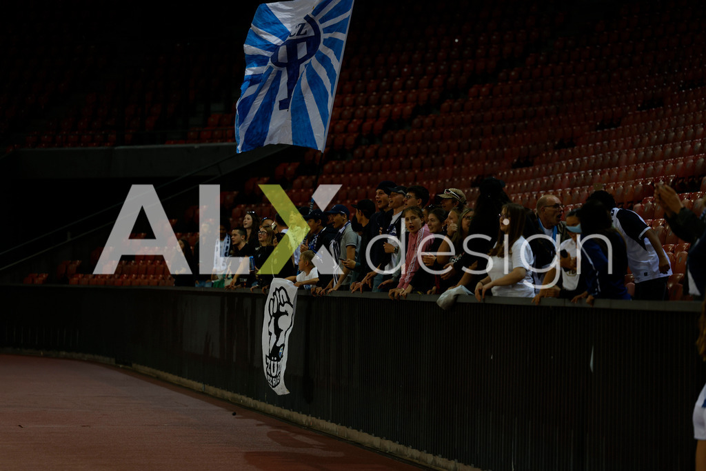 GC Zürich vs FC Zürich - AXA Women’s Super League Playoffs - Stadion Letzigrund | FC Zürich Fans celebrating after the AXA Women’s Super League Playoffs quarter-final second leg between GC Zürich and FC Zürich at Stadion Letzigrund, Zurich, Switzerland. - Realisiert mit Pictrs.com