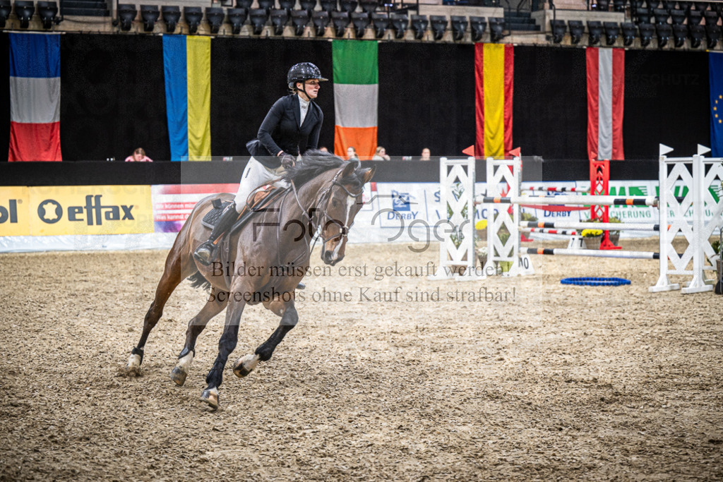 DOS_0630 | Entdecke hochwertige Reitturnierfotos von Foto Oger. Professionell, emotional und authentisch – jetzt Lieblingsmomente im Shop bestellen.Deutschlandweite Turnierfotografie. - Realisiert mit Pictrs.com