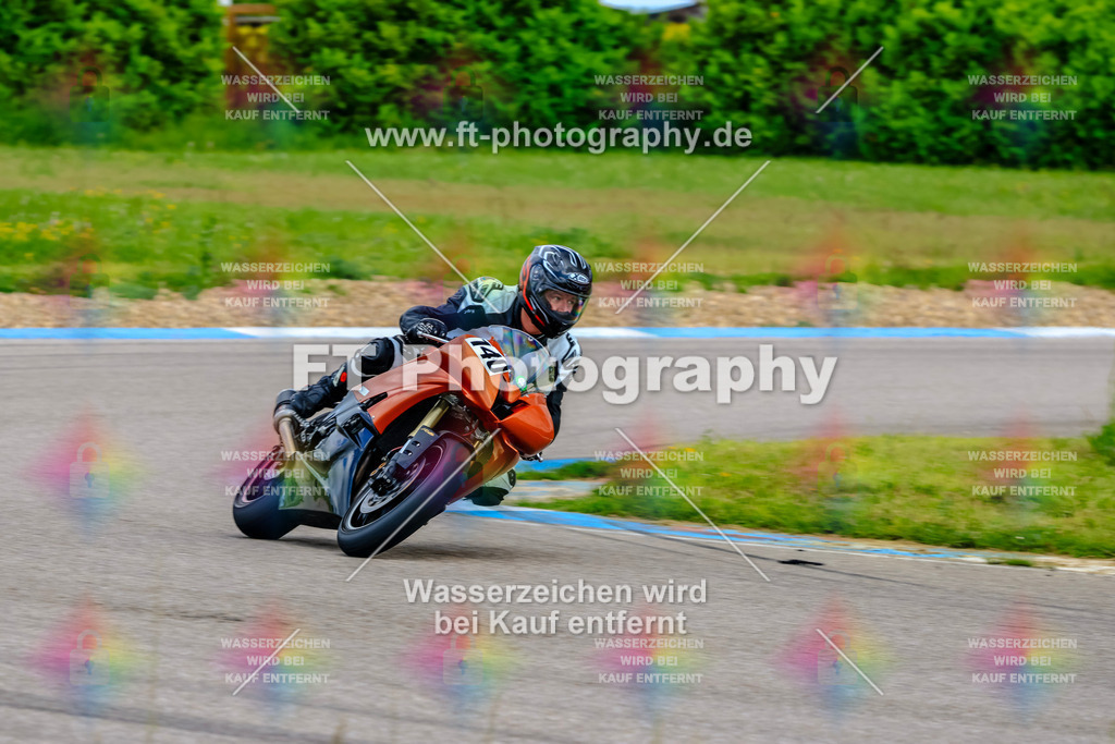 MotoTeam-8788 | Hier findet Ihr Bilder von Touristenfahrten auf der Nürburgring Nordschleife oder von anderen Veranstaltungen die ich besucht habe. Viel Spass beim Durch Schauen 