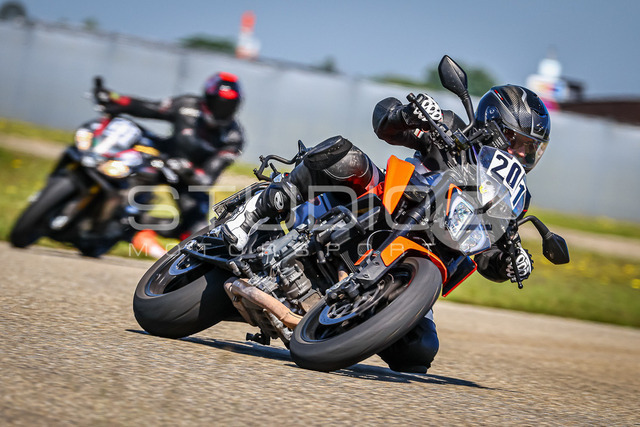 0201-260509DCB-039_201 | Deine Full-Service-Agentur für ✔️Videoproduktionen und ✔️Motorsportfotografie Jetzt Angebot anfragen!