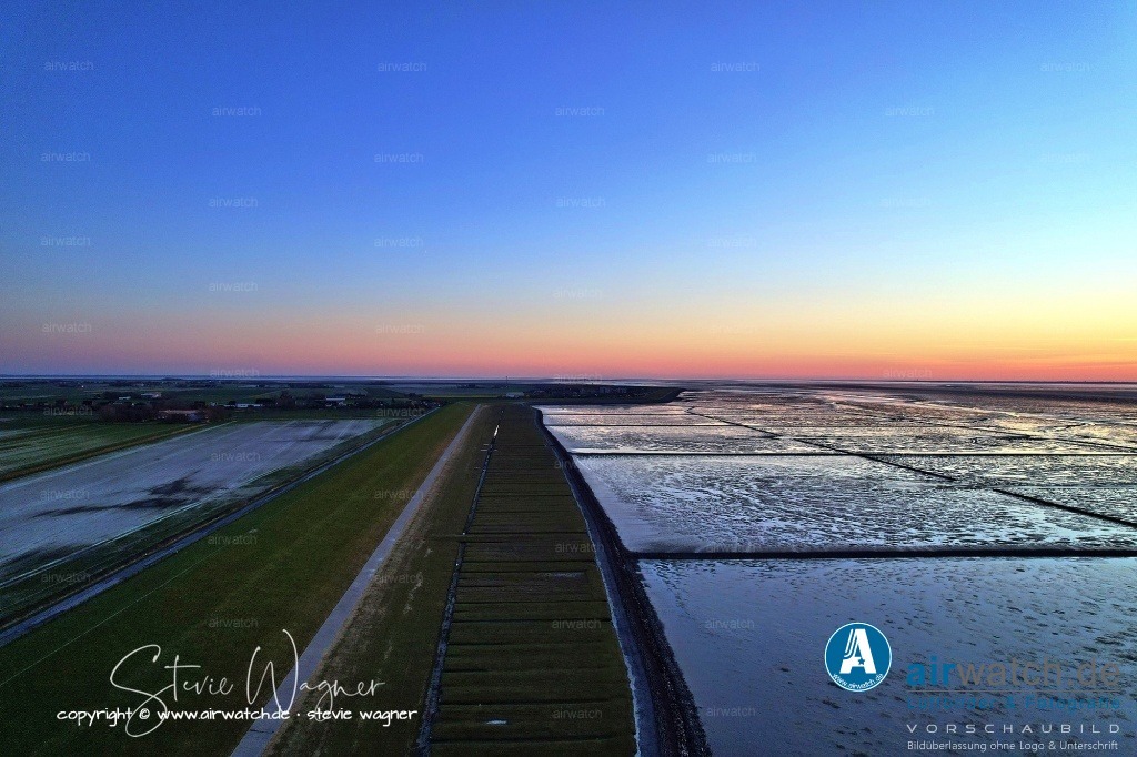 Luftbild Nordstrand-Elisabeth-Sophien-Koog | Nordseeküste, Nordfriesland, Nordstrand, Küstenschutzmaßnahmen, Deichverstärkungen, Hochwasserschutz, Wegstrecken