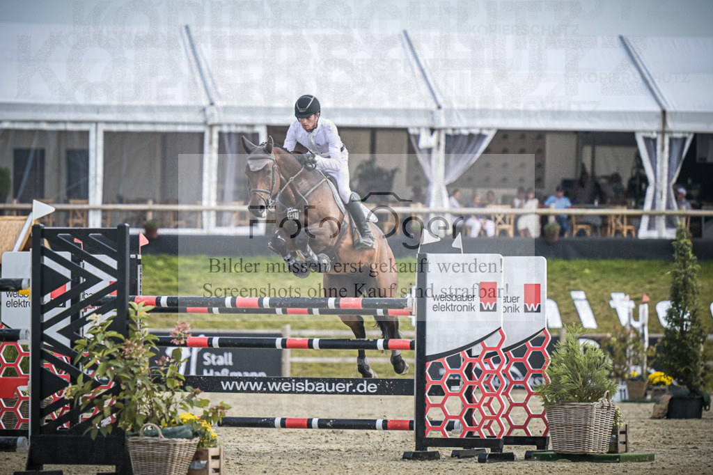 DOS_0650 | Entdecke hochwertige Reitturnierfotos von Foto Oger. Professionell, emotional und authentisch – jetzt Lieblingsmomente im Shop bestellen.Deutschlandweite Turnierfotografie. - Realisiert mit Pictrs.com