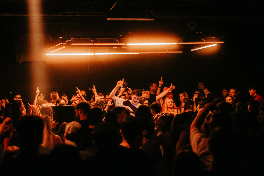 523A7561 | thismomentpictures - Realisiert mit Pictrs.com