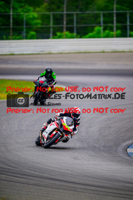 MaZZes_FotoMatrix_240614_6007705_2155 | ROT