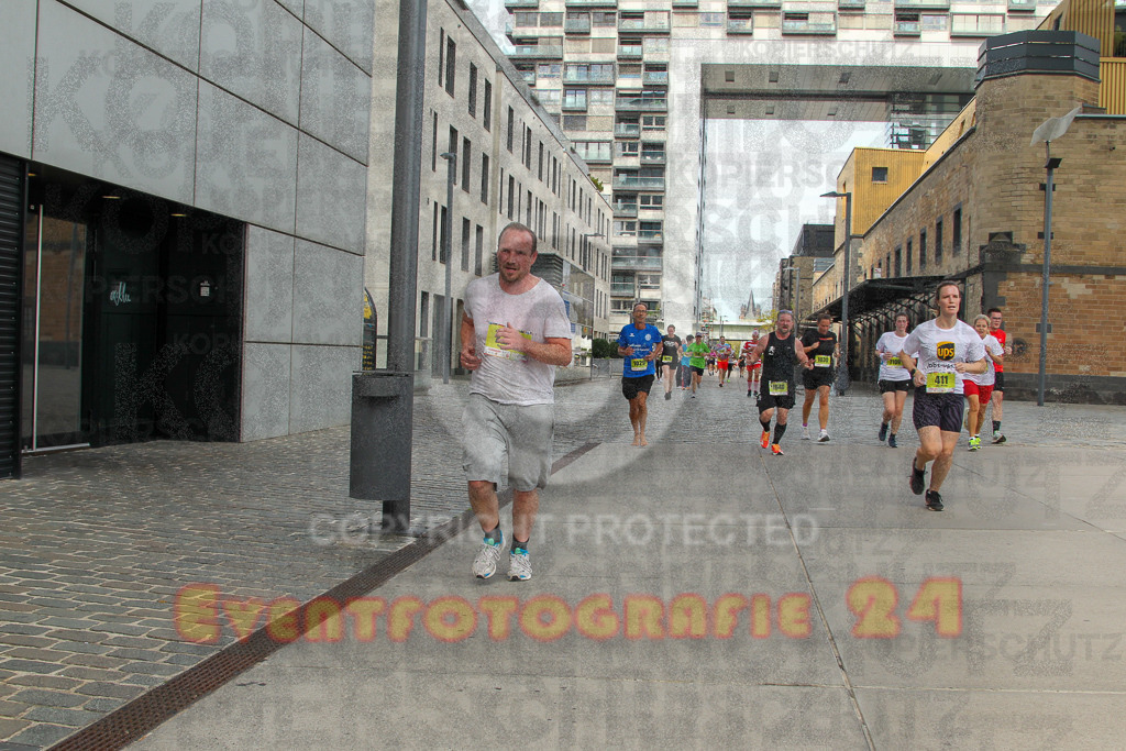 250920_1328_EV4_5669 | Sportfotografie im Rhein-Sieg Kreis, Köln, Bonn, NRW, Rheinland Pfalz, Hessen, etc. Unser Tätigkeitsfeld umfasst den Laufsport vom Volkslauf über den Marathon, Duathlon, Triathon bis zum Ultralauf wie Kölnpfad Ultra oder Schindertrail.
