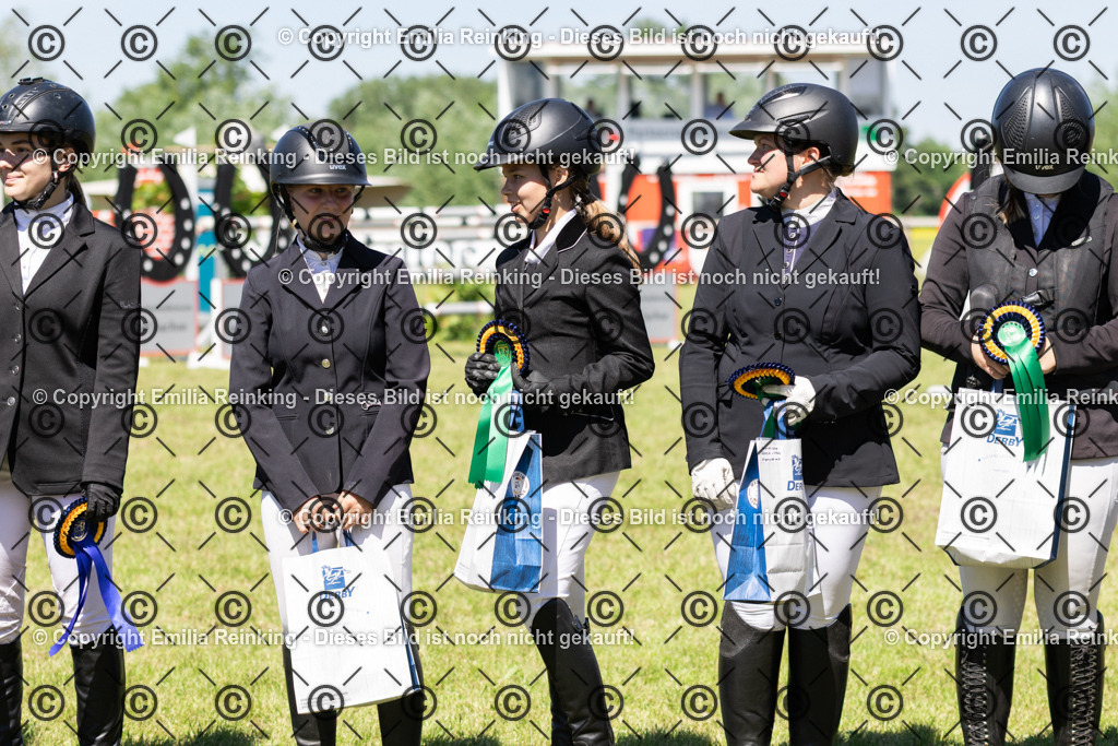 CL5A1111 | Emilia Reinking Fotografie - Realisiert mit Pictrs.com