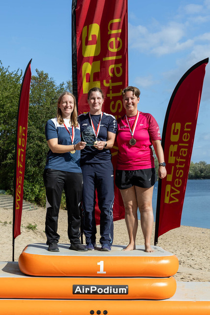 DLRG, Rettungssport, Beach- & Oceanevents, NRW-Landesmeisterschaften Freiwasser Rettungssport 2026 20.09.2026 | Kalkar-Wissel, Deutschland - September, 20: Impressionen der 7. NRW-Landesmeisterschaften Freiwasser Rettungssport 2026 im Naturbad Wisseler See (Foto: Benedikt Lang (DLRG)) - Realisiert mit Pictrs.com