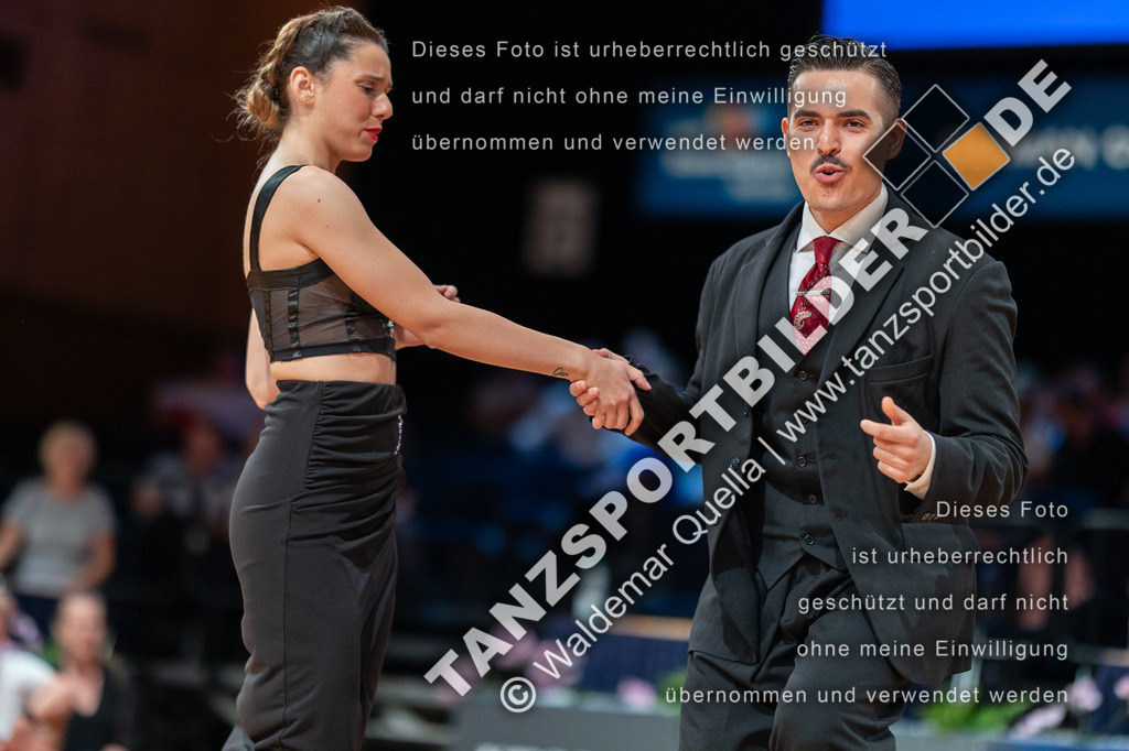 20230812-14464 | Hier finden Sie Tanz Bilder vom Latein und Standard Formationen tanzen. Sportbilder vom Tanzsport. Schöne Fotos und von Weltmeisterschaft, Europameisterschaft, Bundesliga, Regionalliga, Oberliga und Landesliga sowie von GOC Stuttgart, DanceComp, WM Bremen
