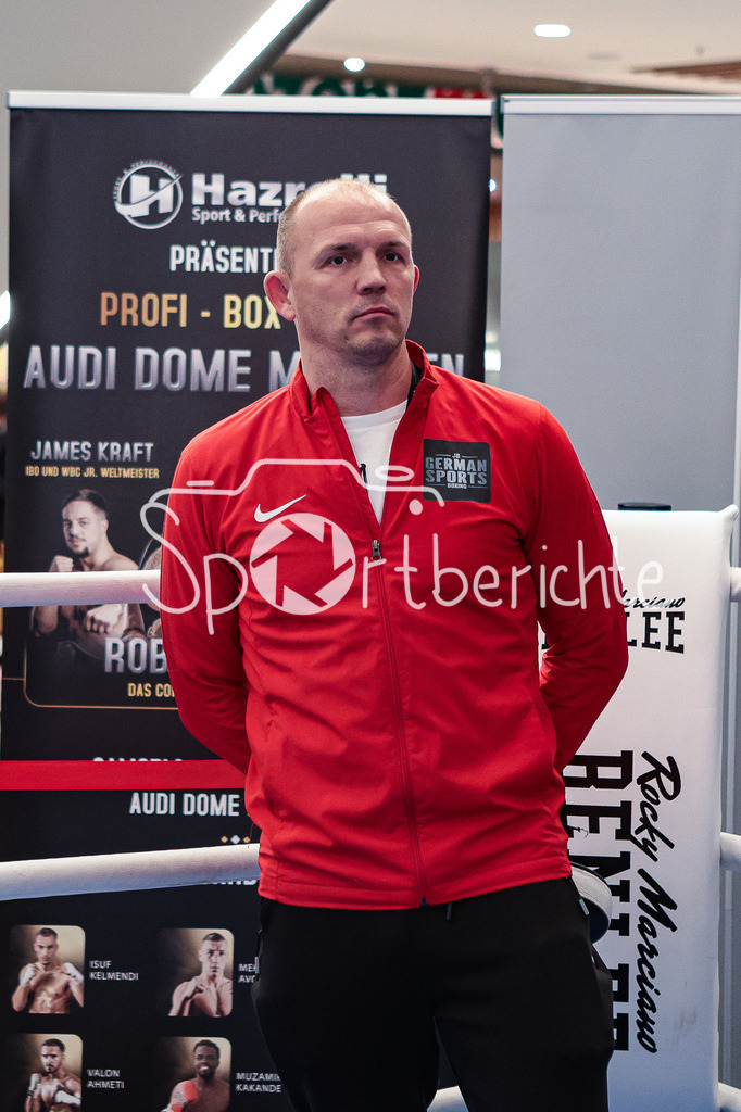 Profi - Box - Gala / Show Training | Juergen BRAEHMER in Aktion