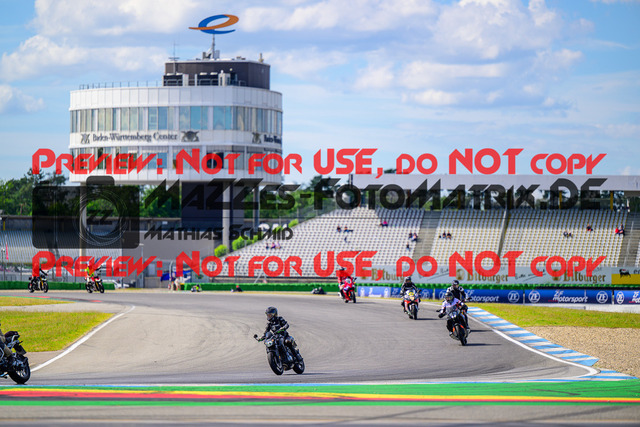 MaZZes_FotoMatrix_240615_6021986_9295 | INST