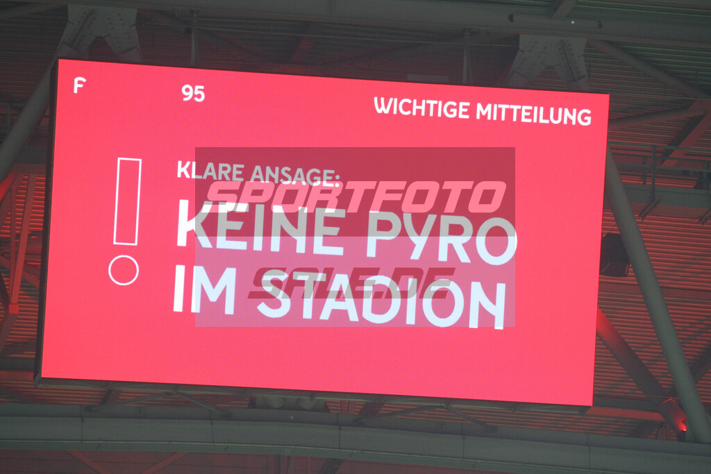 AD0J0594 | Fotodatenbank für Print- und Onlinemedien mit den Schwerpunkten Fußball, Eishockey, Basketball, Handball, Wintersport und Leichtathletik - Realisiert mit Pictrs.com