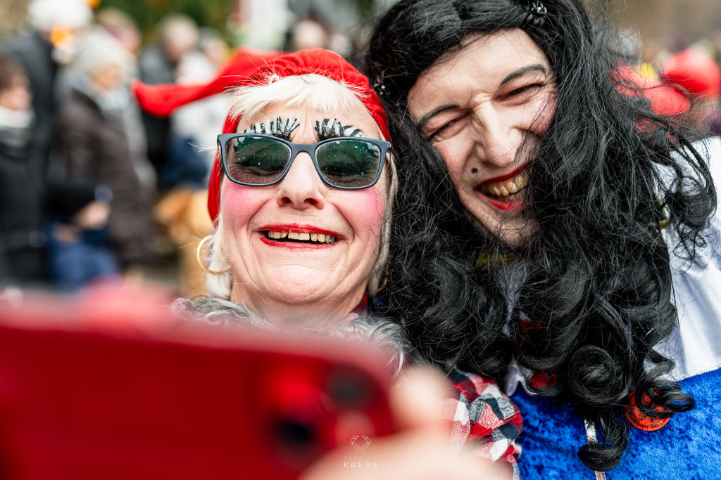 TorstenKrebsCom-FuHirschhorn-070-Z63_1361 | Hochwertige Oldtimer Bilder und der Oldtimer-Kalender. Ein großartiges Weihnachtsgeschenk für Oldtimer-Fans und Oldtimer-Liebhaber.  - Realisiert mit Pictrs.com