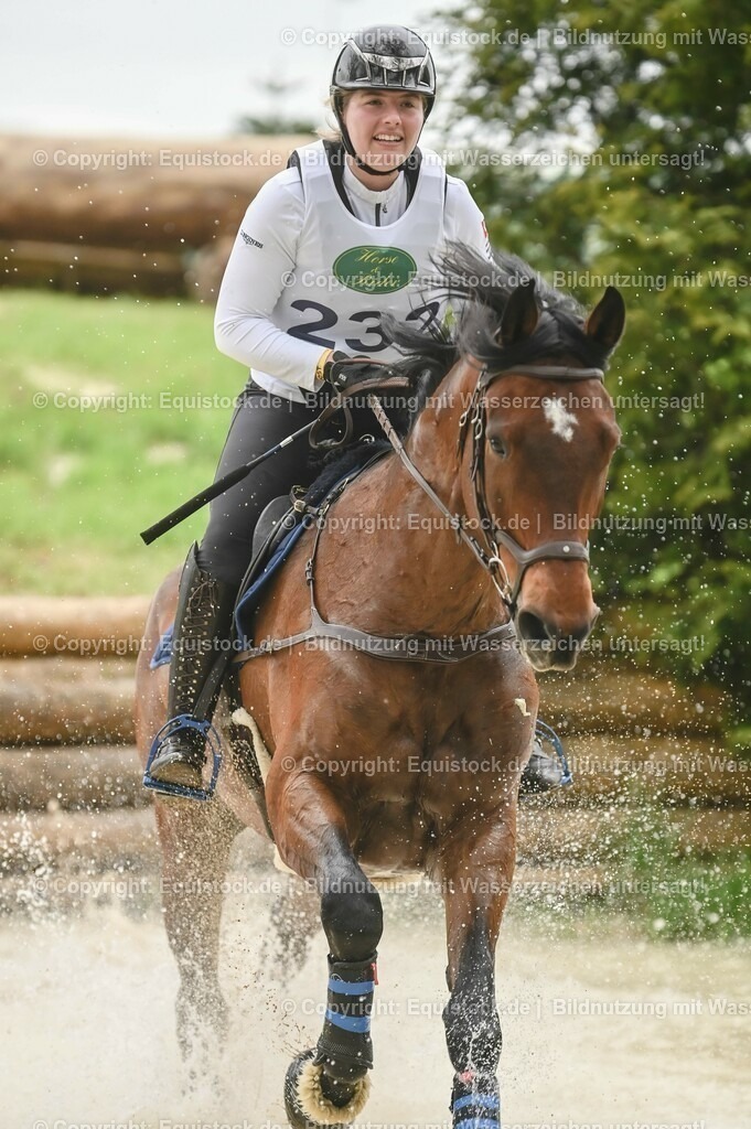 20230513_CCI2_Section2_Gelände_0515 | equistock