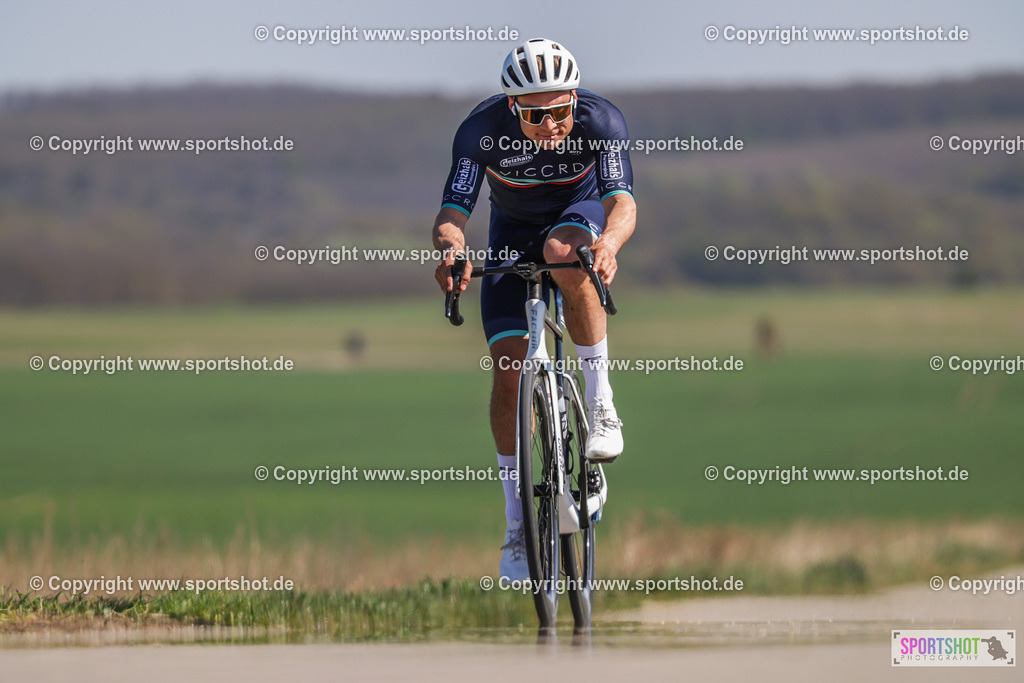 368A3337 | Neusiedlersee Radmarathon 2026@sportshot_your_pictrs #yourpictures#roadtowm2029 #nrm #neusiedlerseeradmarathon #neusiedlersee #neusiedlerseetourismus #burgenland #mörbisch #nrm26 #burgenlandtourismus #voglundco #poweredbyburgenlandtourismus #radsport #rad #marathon #ucigranfondo #visitburgenland #ucigranfondoworldseries
