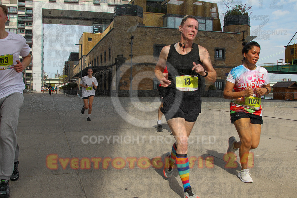 250920_1327_EV4_5623 | Sportfotografie im Rhein-Sieg Kreis, Köln, Bonn, NRW, Rheinland Pfalz, Hessen, etc. Unser Tätigkeitsfeld umfasst den Laufsport vom Volkslauf über den Marathon, Duathlon, Triathon bis zum Ultralauf wie Kölnpfad Ultra oder Schindertrail.