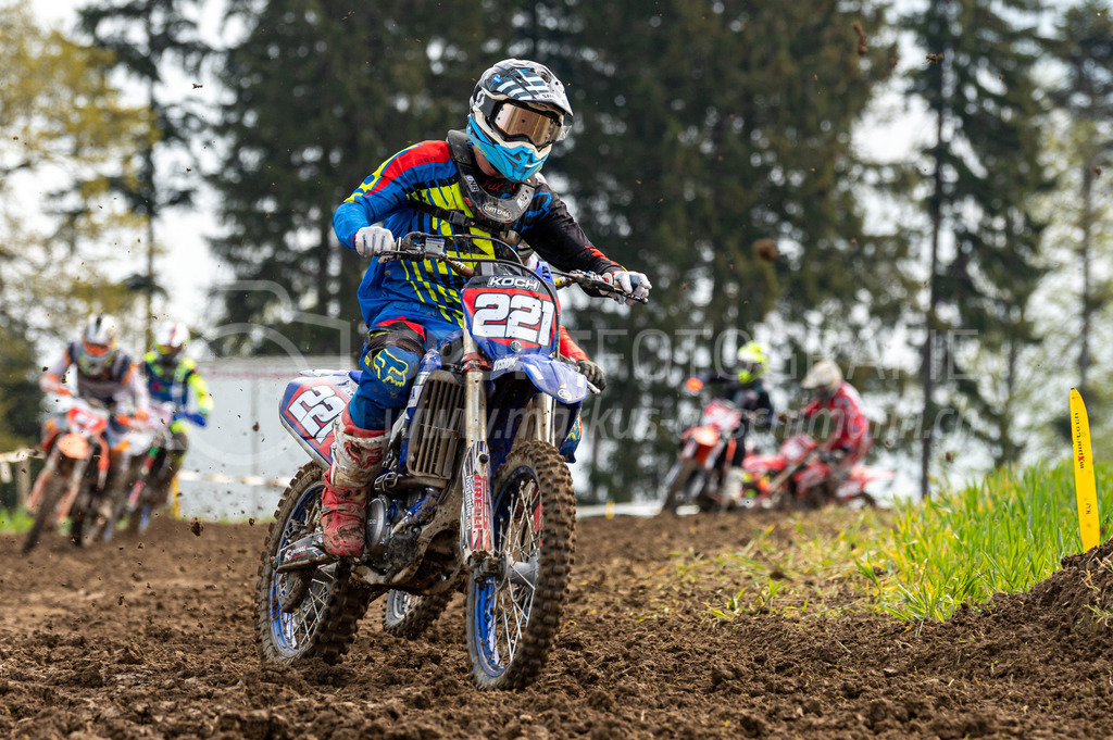 Motocross Schlatt bei Winterthur - 30. April 2022 | Motocross Schlatt bei Winterthur
MC Wila, Schlatt bei Winterthur
Bild: Sportfotografie Markus Aeschimann | www.markus-aeschimann.ch - Realisiert mit Pictrs.com