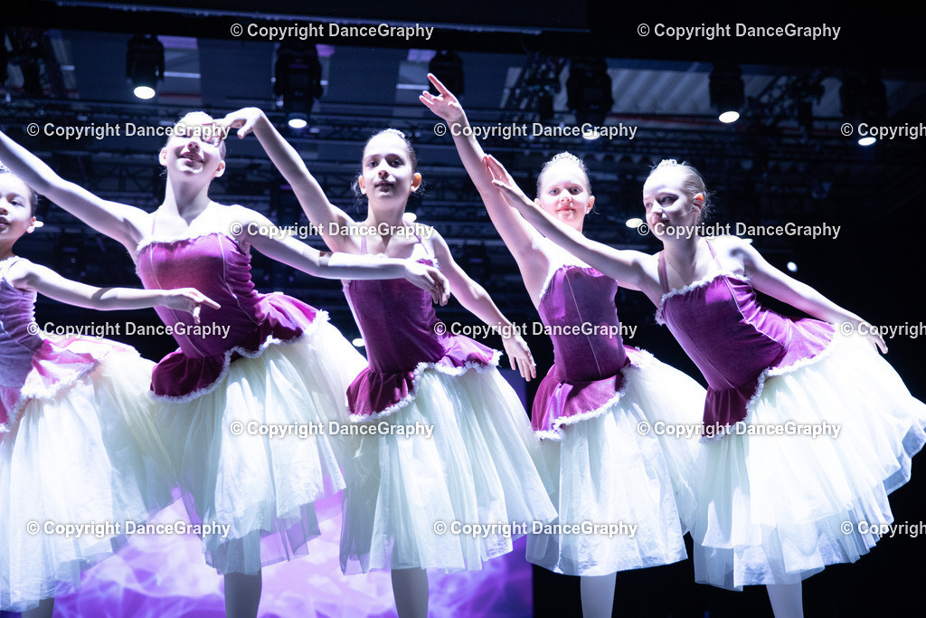 GPHY4815 | DanceGraphy - Realisiert mit Pictrs.com