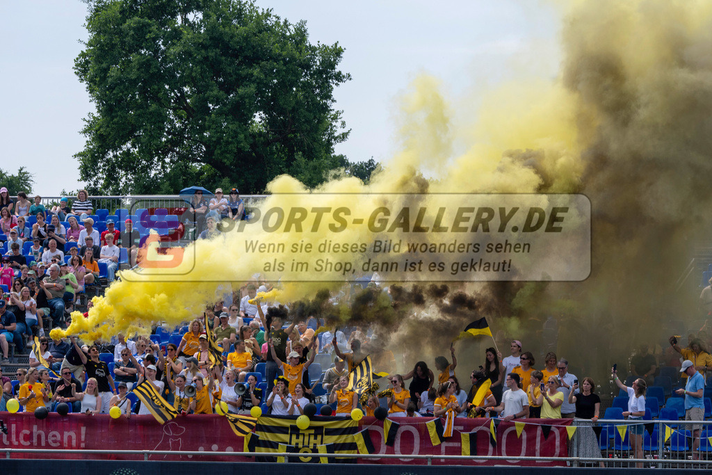 Final4_20250531-1144-Z82_7864 | Krefeld, Deutschland, 31.05.2025:  Feldhockey Final4 2025 – „Deutsche Feldhockey-Meisterschaften 2025“ im Gerd-Wellen-Hockeyanlage am 31.05.2025 in Krefeld, Deutschland. (Foto von Kramhöller/Fehrmann/Kaste)Krefeld, Germany, 31.05.2025: Feldhockey Final4 2025 – „Deutsche Feldhockey-Meisterschaften 2025“ in Gerd-Wellen-Hockeyanlage at 31.05.2025 in Krefeld, Deutschland. (Foto from Kramhöller/Fehrmann/Kaste)