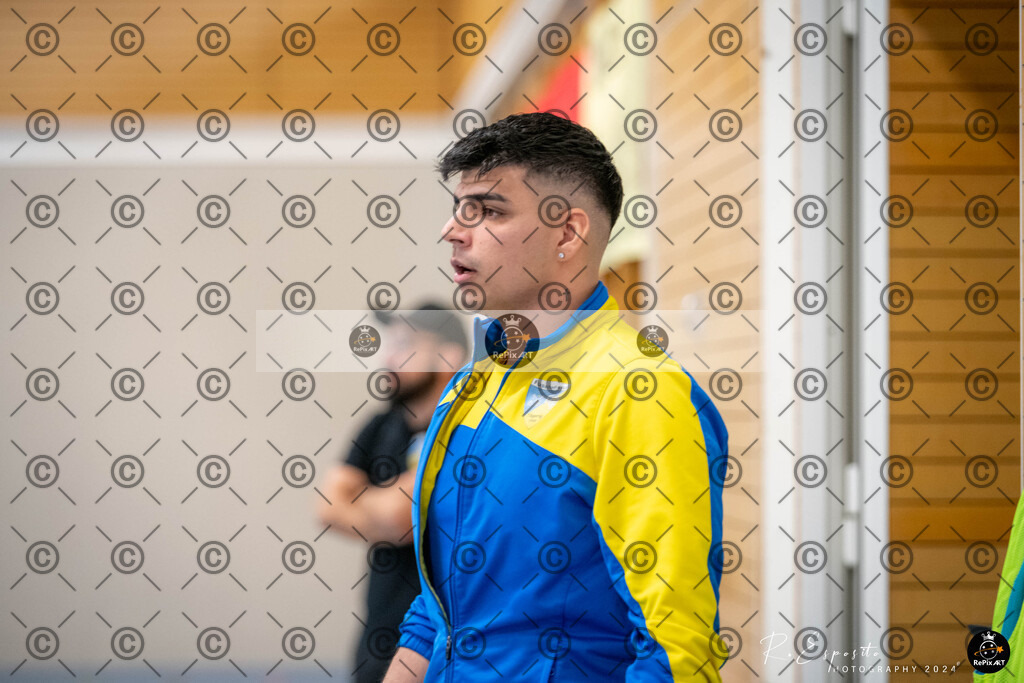 20241130_FCR-Hallenturnier-E-3_011 | Sport und Naturfotografie von Roberto Esposito zeigt echte Momente Bewegung und die Schönheit der Natur. Ausdrucksstarke Bilder schaffen Emotionen.