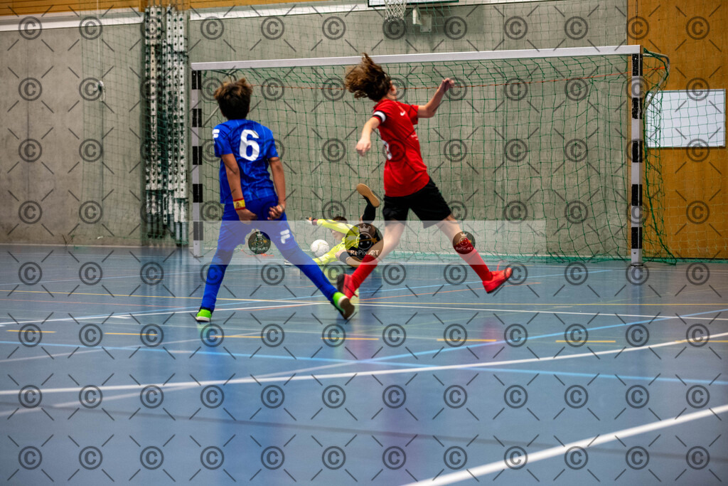 20231125_Hallenturnier_D_053 | Sport und Naturfotografie von Roberto Esposito zeigt echte Momente Bewegung und die Schönheit der Natur. Ausdrucksstarke Bilder schaffen Emotionen.