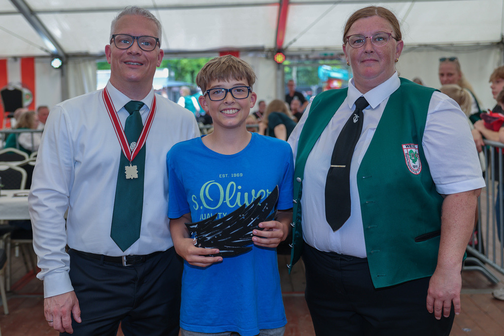 top-top.de-250531-064 | Foto, Video, Fotografie, Videografie, Fotobox, DJ, Discjockey, Musik, Musikbox, Veranstaltung, Photobooth, Amazon, Ebay, Buchtipp, Bestseller, Autor, Verlag, Buch, Wesel, Hamminkeln, NRW, Dinslaken, Rees, Drohne, Hochzeit, Party, Fotobox, Wesel, Fotograf