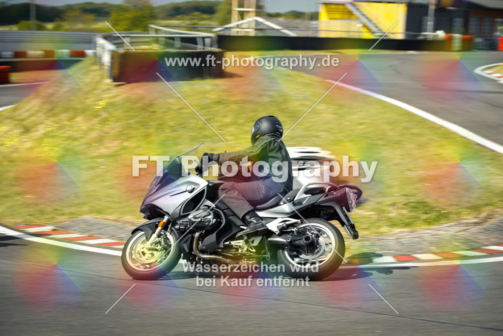 OBK_Mai_Volker_Adam-10610 | Hier findet Ihr Bilder von Touristenfahrten auf der Nürburgring Nordschleife oder von anderen Veranstaltungen die ich besucht habe. Viel Spass beim Durch Schauen 