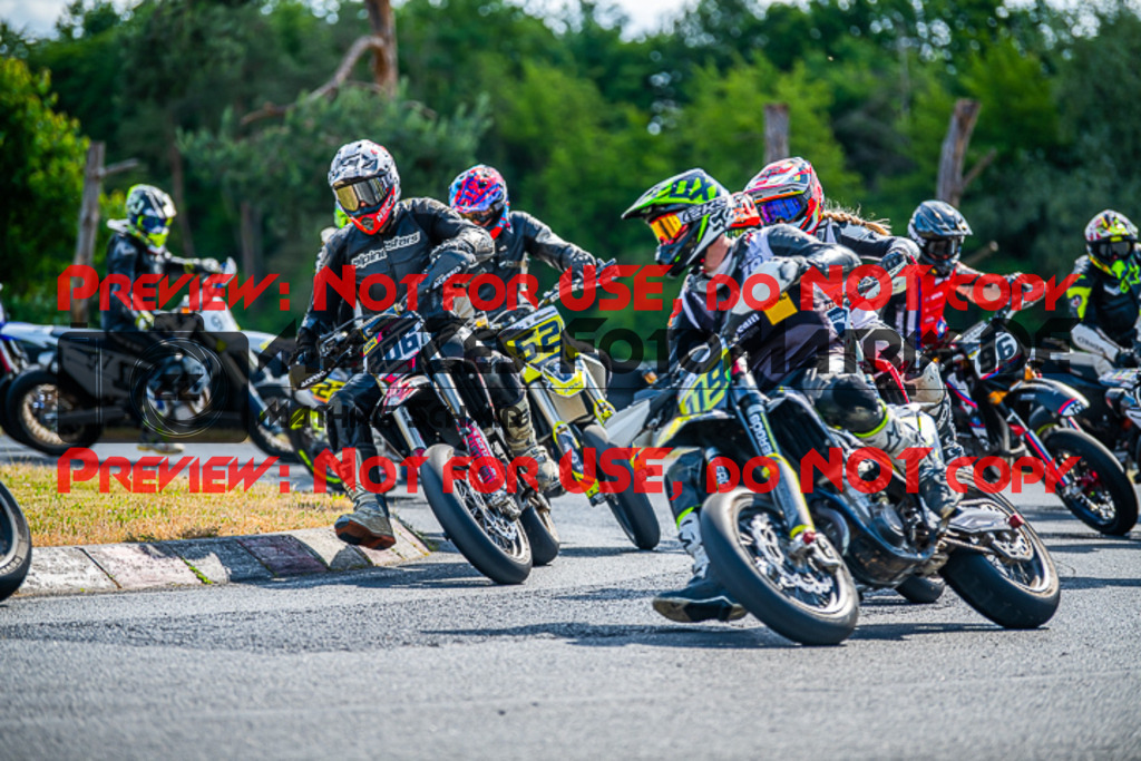 MaZZes_FotoMatrix_220529_6535 | Fotograf Mathias Schmid
Sportfotograf,
Eventfotograf,
Hochzeitsfotograf,
Portraitfotograf