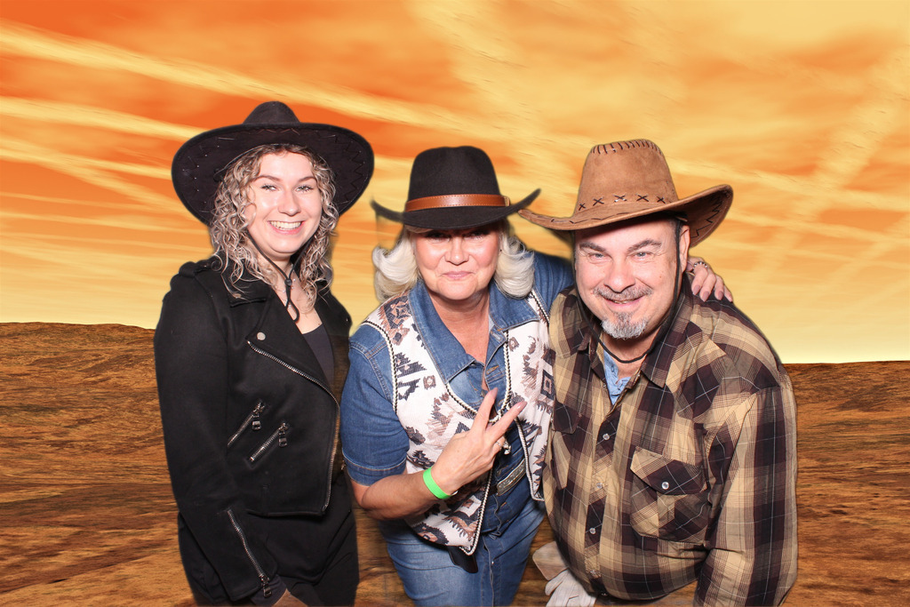 top-top.de-251025-0005 | Foto, Video, Fotografie, Videografie, Fotobox, DJ, Discjockey, Musik, Musikbox, Veranstaltung, Photobooth, Amazon, Ebay, Buchtipp, Bestseller, Autor, Verlag, Buch, Wesel, Hamminkeln, NRW, Dinslaken, Rees, Drohne, Hochzeit, Party, Fotobox, Wesel, Fotograf