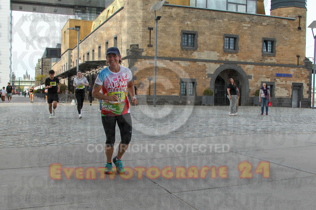 250920_1538_EV4_9340 | Sportfotografie im Rhein-Sieg Kreis, Köln, Bonn, NRW, Rheinland Pfalz, Hessen, etc. Unser Tätigkeitsfeld umfasst den Laufsport vom Volkslauf über den Marathon, Duathlon, Triathon bis zum Ultralauf wie Kölnpfad Ultra oder Schindertrail.