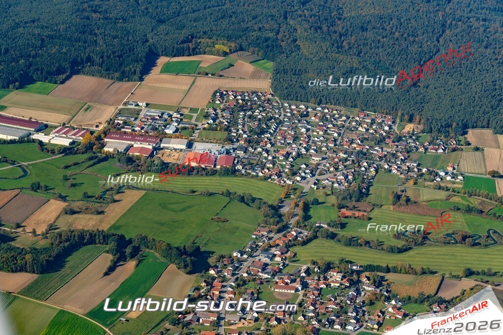 aktuelles Luftbild von St-johann Train - Luftaufnahme wurde 2018 von https://frankenair.de mittels Flugzeug (keine Drohne) erstellt.