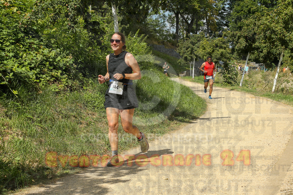 250824_1247_EX1_0567 | Sportfotografie im Rhein-Sieg Kreis, Köln, Bonn, NRW, Rheinland Pfalz, Hessen, etc. Unser Tätigkeitsfeld umfasst den Laufsport vom Volkslauf über den Marathon, Duathlon, Triathon bis zum Ultralauf wie Kölnpfad Ultra oder Schindertrail.
