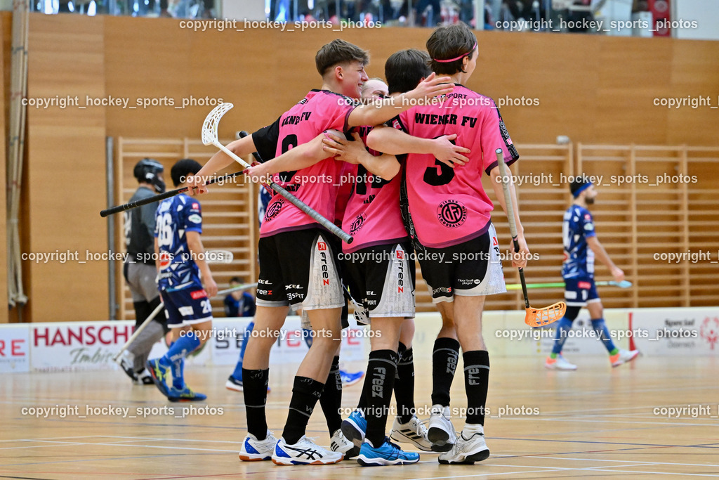 VSV Unihockey vs. Wiener Floorballferein 6.4.2024 | Jubel Wiener Floorballverein, #8 Maximilian Kuscher Wiener Floorballverein, #10 Philipp Horn Wiener Floorballverein, #3 Jesse Laukkanen Wiener Floorballverein, VSV Unihockey vs. Wiener Floorballferein 6.4.2024, VSV Unihockey vs. Wiener Floorballferein  am 06.04.2024 in Villach (Ballspielhalle St. Martin), Austria, (Photo by Bernd Stefan)