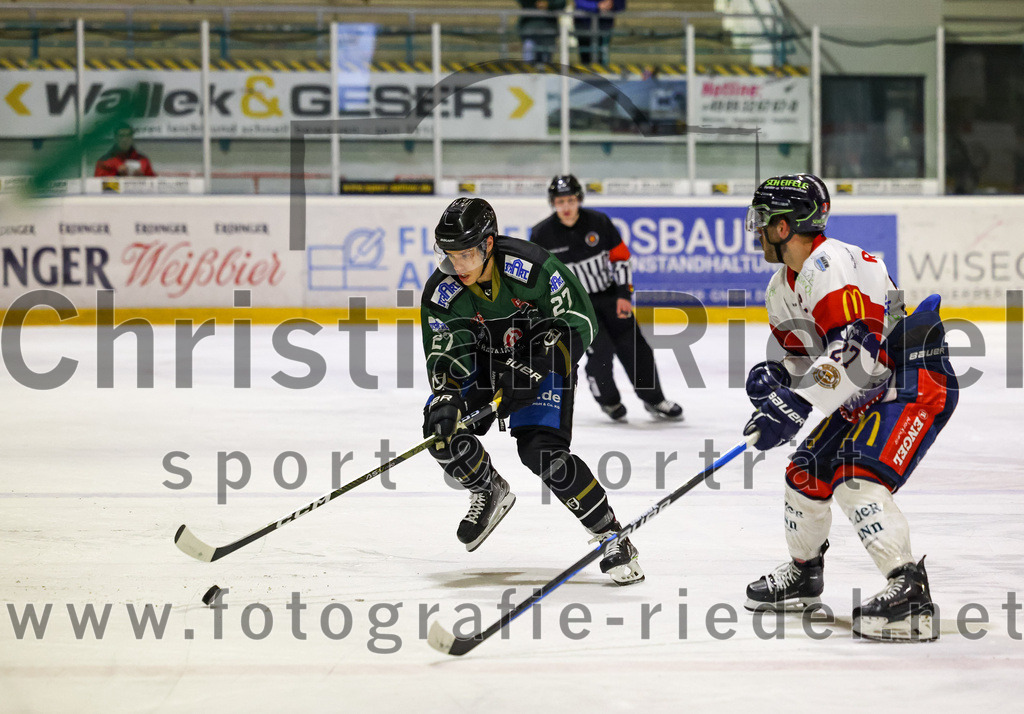 2023-02-19_082_TSV_Erding_gegen_VfE_Ulm-Neu-Ulm | Erding, Deutschland, 19.02.2023:
Eishockey, Bayernliga Meisterrunde Gruppe B 2022 / 2023, 5. Spieltag, TSV Erding gegen VfE Ulm/Neu-Ulm, Endergebnis: 

Mark Waldhausen (Erding Gladiators, #27), Florian Döring (VfE Ulm/Neu-Ulm e. V., #27)

Foto: Christian Riedel / fotografie-riedel.net