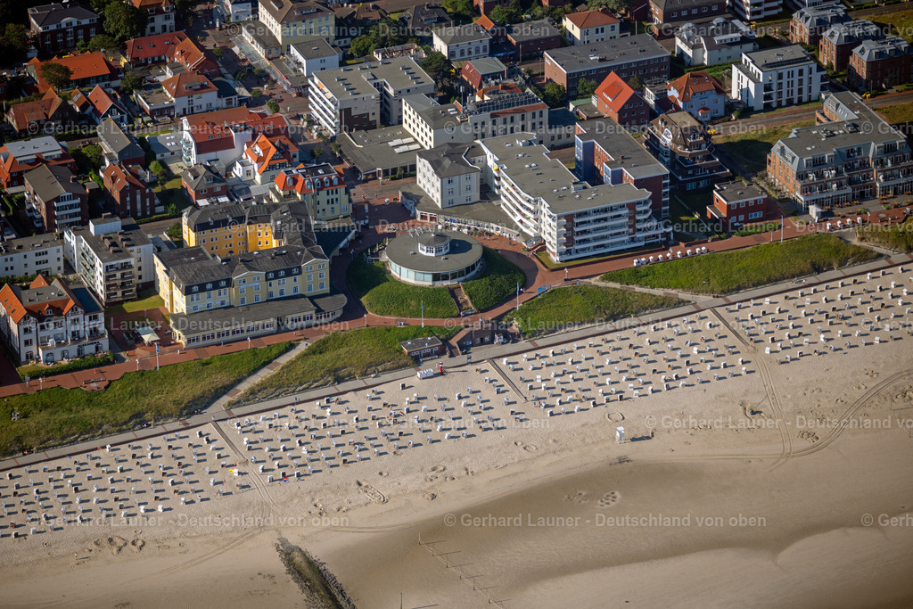 4037092 | Hauptstrand, Cafe Pudding,  Wangerooge