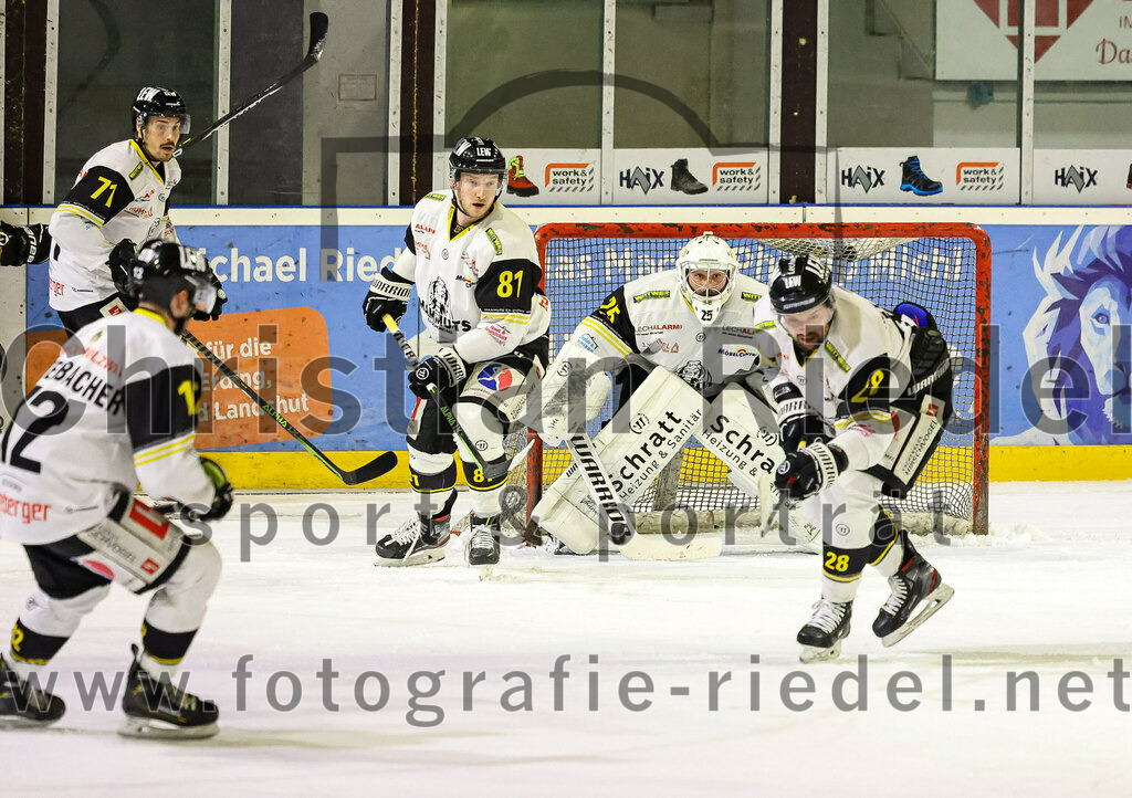 2022-12-23_089_TSV_Erding_gegen_EA_Schongau | Erding, Deutschland, 23.12.2022:
Eishockey, Bayernliga 2022 / 2023, 22. Spieltag, TSV Erding gegen EA Schongau, Endergebnis: 

Foto: Christian Riedel / fotografie-riedel.net
