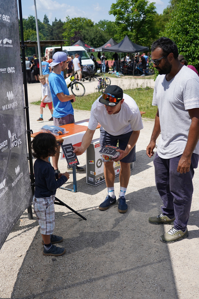 Siegerehrung-Minis-DSC01888_gunter | German Pumptrack Series - Realisiert mit Pictrs.com
