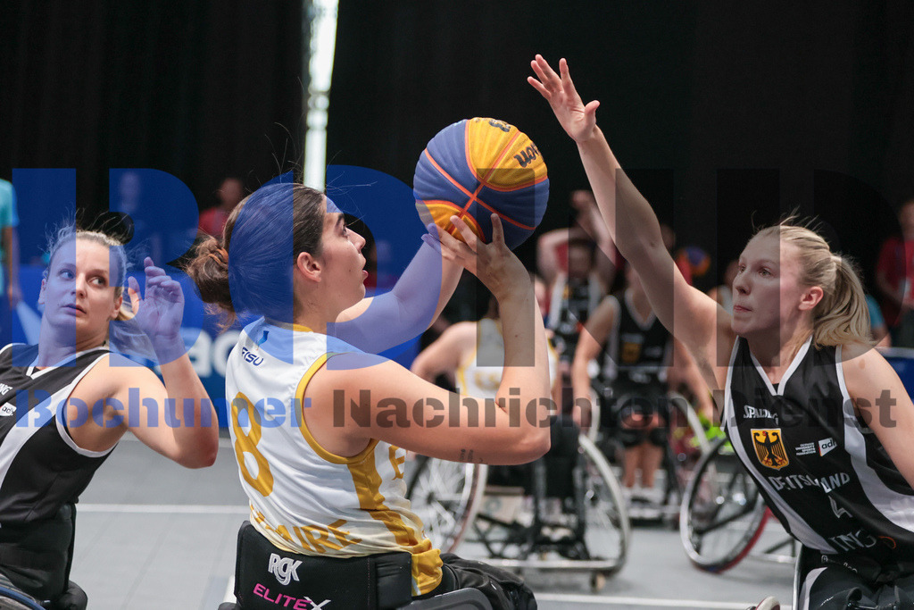 SES_RRG3x320250720-156 | bond - Realisiert mit Pictrs.com