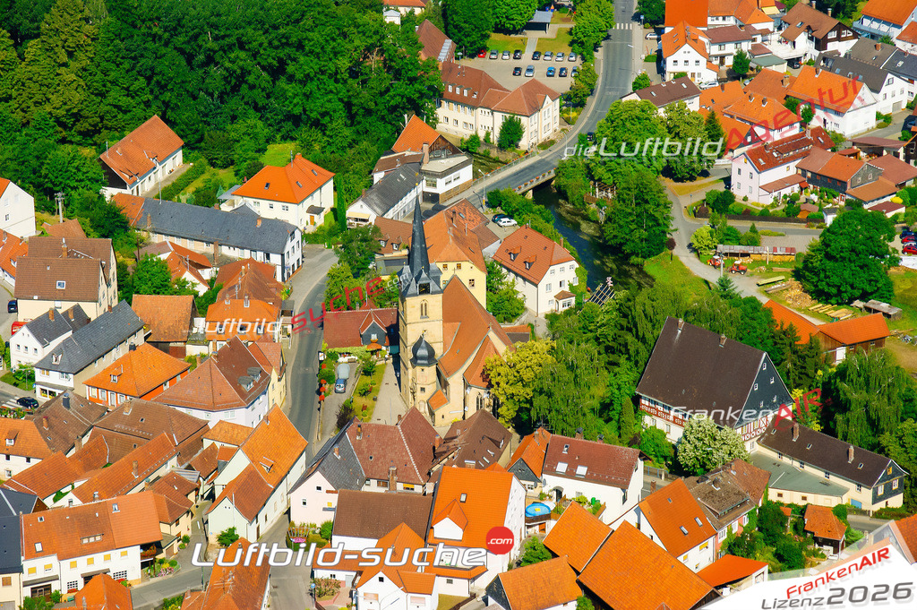 Die Luftaufnahme Kirche - Küps wurde vom UL-Flugzeug (keine Drohne) aus fotografiert.Hohe Druck- Auflösung-die Geschenkidee!