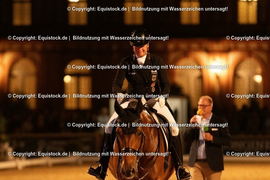 20230528_Flutlicht-Kür_0671 | equistock