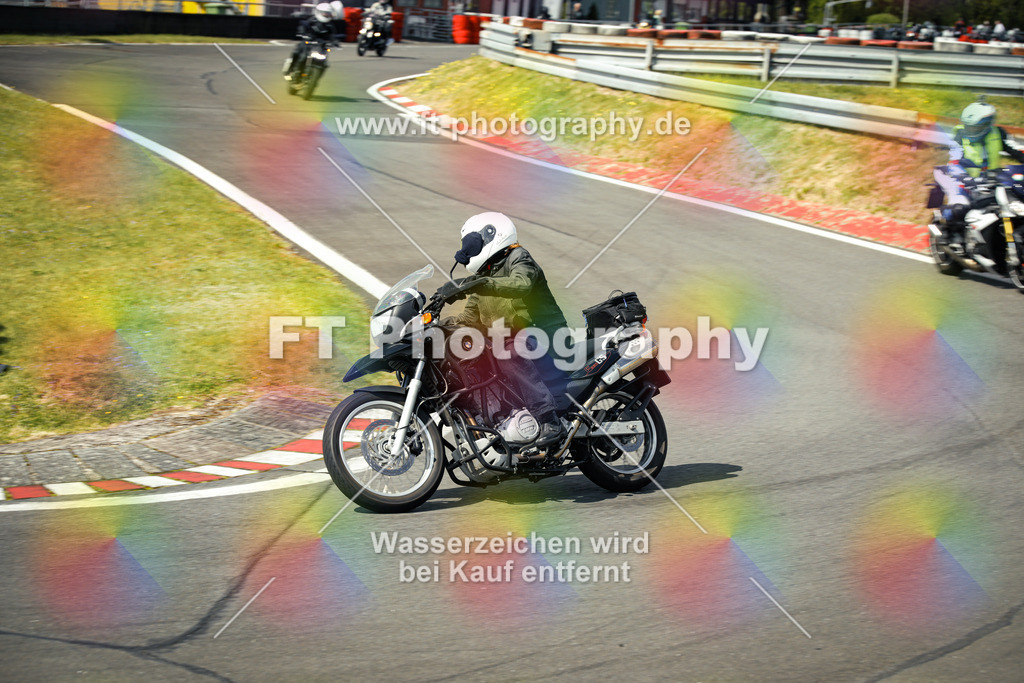 OBK_Mai_Martina_Markus-10808 | Hier findet Ihr Bilder von Touristenfahrten auf der Nürburgring Nordschleife oder von anderen Veranstaltungen die ich besucht habe. Viel Spass beim Durch Schauen 