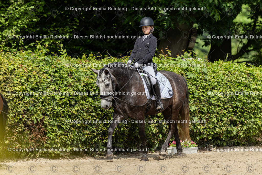 CL5A1074 | Emilia Reinking Fotografie - Realisiert mit Pictrs.com