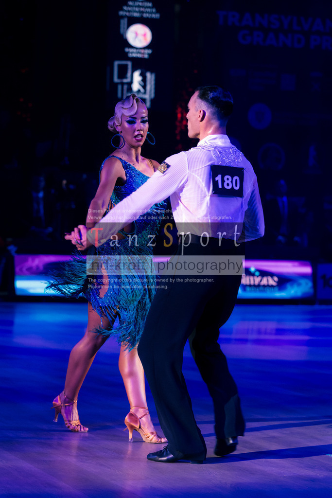 IMG_8367 | Tanzsportbilder, Standardtanz, Lateintanz, WDSF, DTV, LTVB, dancecomp, goc, hessen tanzt, blaues band der spree, walzer, tango, wiener walzer, slowfox, quickstepp, samba, rumba, cha-cha-cha, paso doble. jive, hd-kroft photography, turniertanzsport