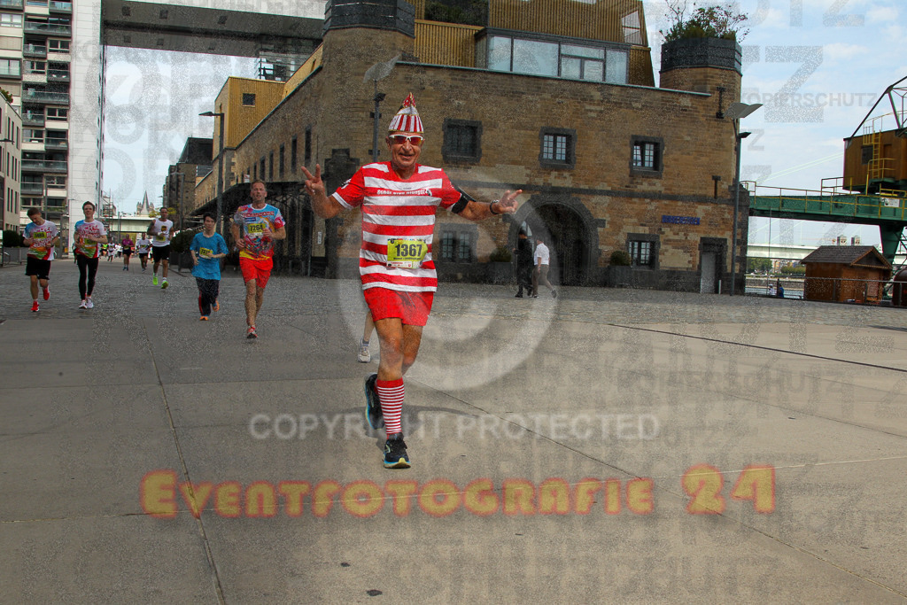 250920_1328_EV4_5679 | Sportfotografie im Rhein-Sieg Kreis, Köln, Bonn, NRW, Rheinland Pfalz, Hessen, etc. Unser Tätigkeitsfeld umfasst den Laufsport vom Volkslauf über den Marathon, Duathlon, Triathon bis zum Ultralauf wie Kölnpfad Ultra oder Schindertrail.