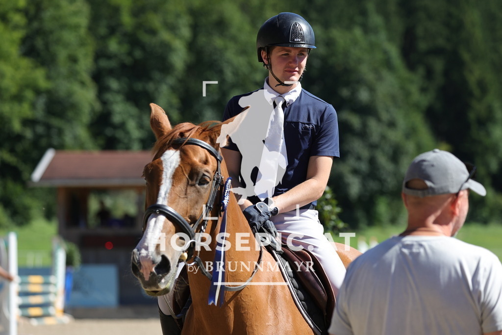 0P6A6913 | Willkommen bei Brunnmayr - Design & Fotografie – Ihrem Spezialisten für Reitturniere und Pferdeveranstaltungen in Oberösterreich, Salzburg und Bayern! Seit über 17 Jahren sind wir leidenschaftlich dabei.