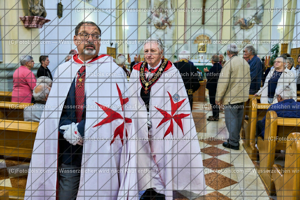 ALP3800_Jeanne de Ferrette_Templer Orden_Martha Antonius | (C)FotoLois.com, Alois Spandl, 700stes Hochzeitsjubiläum - Albrecht II. mit Johanna von Pfirt in Thann (FR) im März 2024. Empfang des Organistionskommitees aus der Region Ferrette (Pfirt)/Thann aus dem Elsass mit Empfang durch die Stadtgemeinde und Bezirkshauptmannschaft Scheibbs im Schloss Scheibbs und anschließender Kranzniederlegung in der Kartausenkirche über der Krypta des Gründerehepaares durch Mitglieder des Templer Ordens im Beisein von Mitgliedern der Goldhaubengruppen, Fr 22. September 2023.