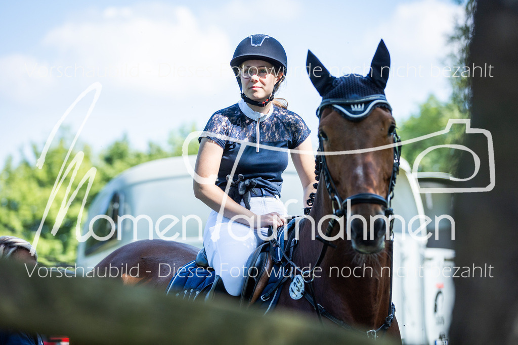 HH-Randmomente-004-4 | MomenTaufnahmen Pferdesportfotos