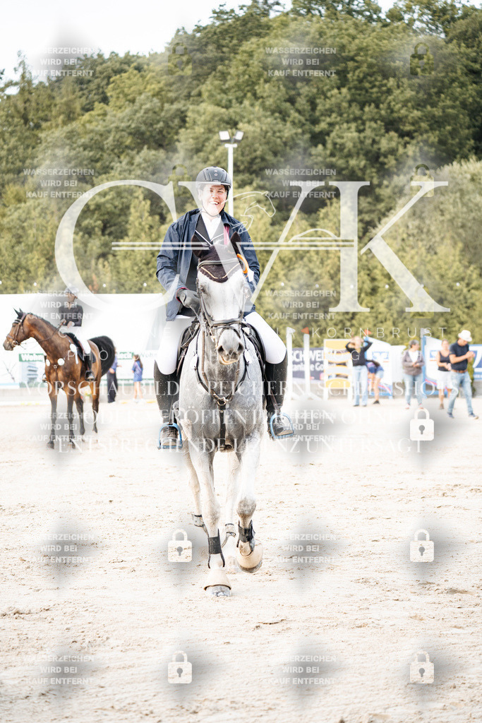 CK704229 | Turnierfotografie Pferdefotografie Trier Rheinland-Pfalz Pferdesport Reitsport Tierfotografie Sportfotografie Pferdevideo Pferdevideografie Equestrianvideography equestrianphotography  - Realisiert mit Pictrs.com