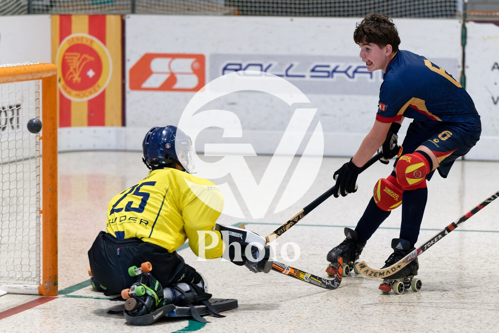 U15  - Geneve RHC v Montreux HC  |  during the U15  match between Geneve RHC and Montreux HC  at Centre sportif de la queue d'arve in Geneve, Switzerland